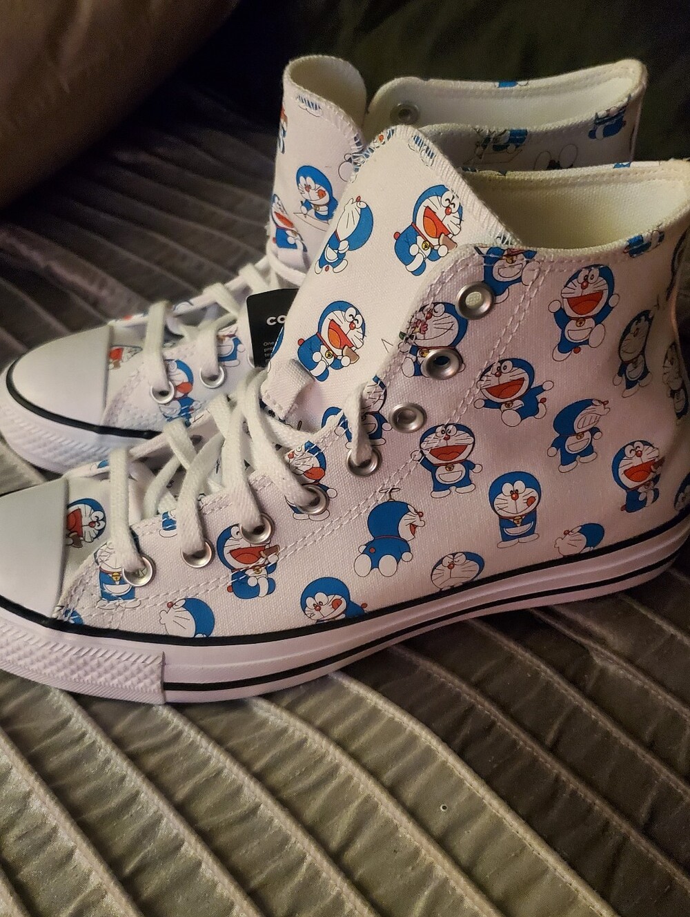 Converse X Doraemon Chuck Taylor ALL STAR Hightop Sneakers. UNISEX